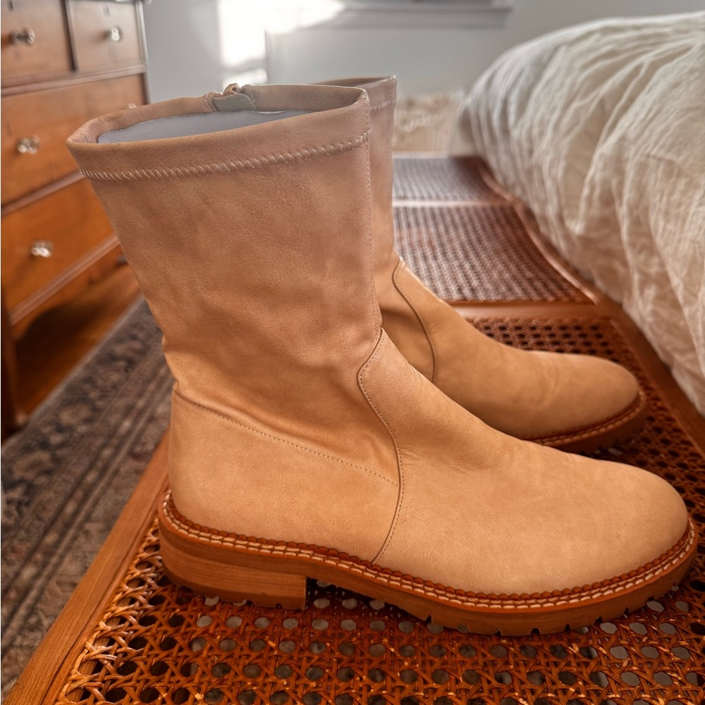 Cream leather combat boots - Picture 3 of 6